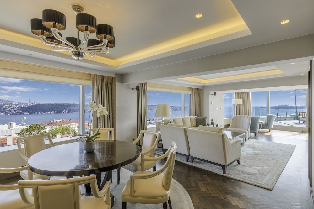 Conrad Istanbul Bosphorus Rezervasyon