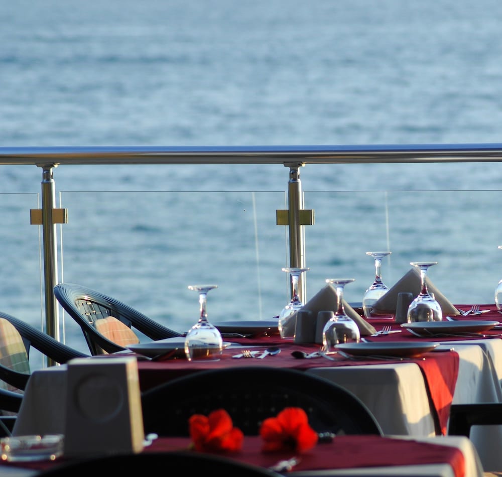 Aska Just In Beach Rezervasyon