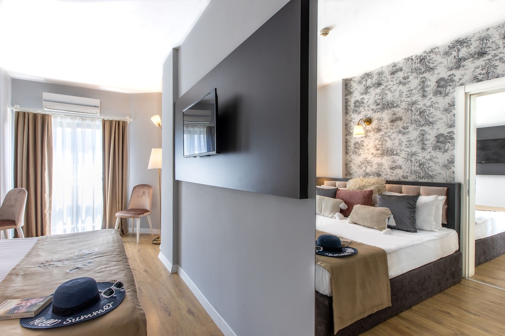 Niss Lara Hotel Rezervasyon