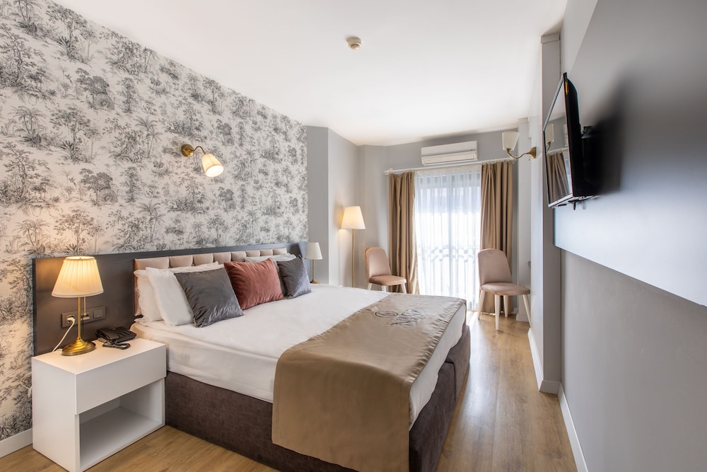 Niss Lara Hotel Rezervasyon