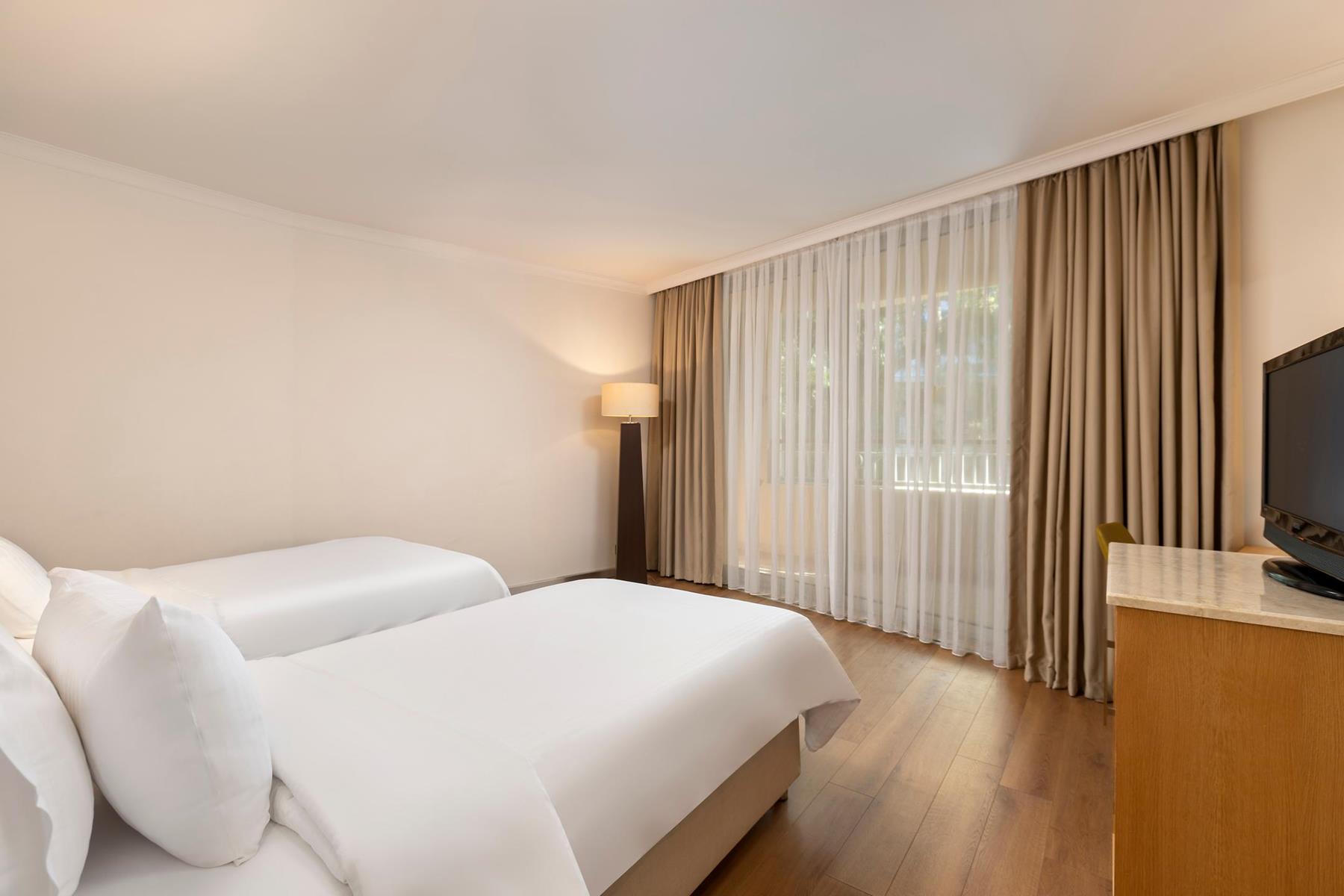 Rixos Park Belek - The Land of Legends Access Rezervasyon