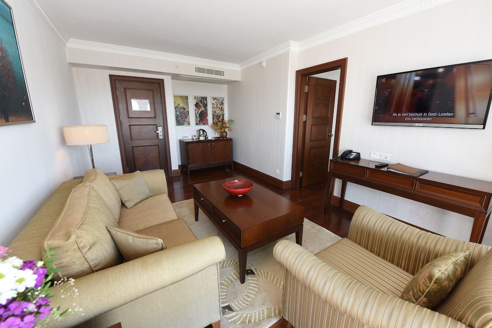 Side Star Elegance Rezervasyon