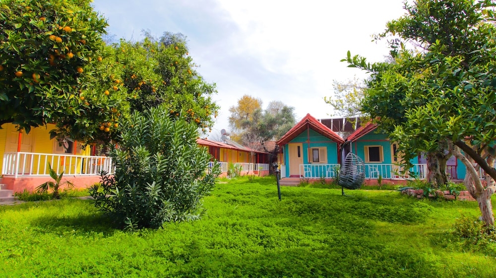 Toll Garden Rezervasyon