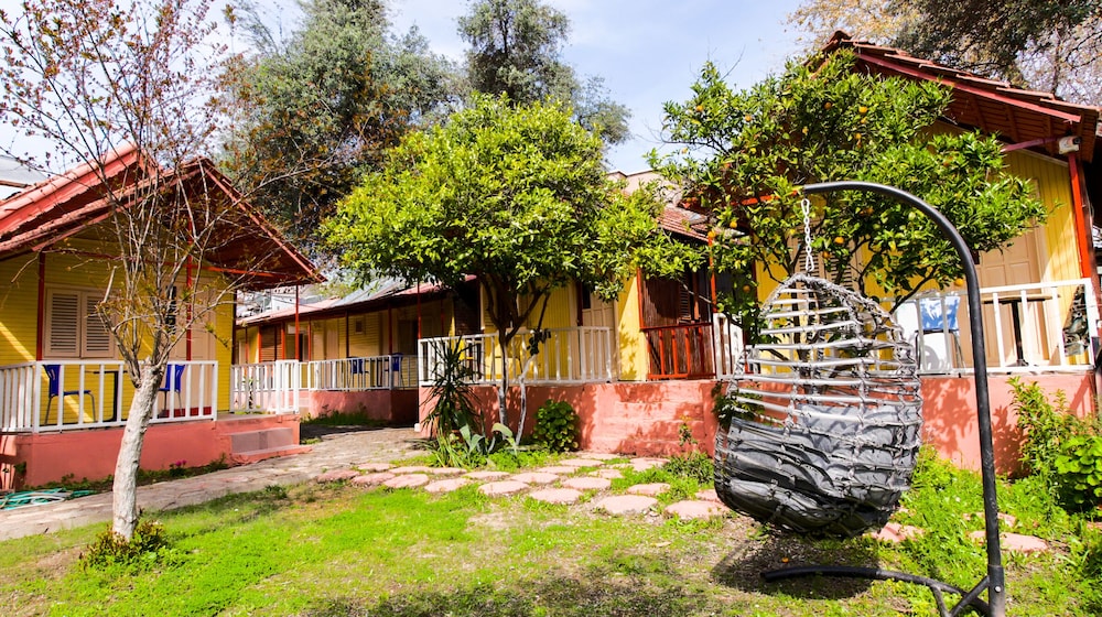 Toll Garden Rezervasyon