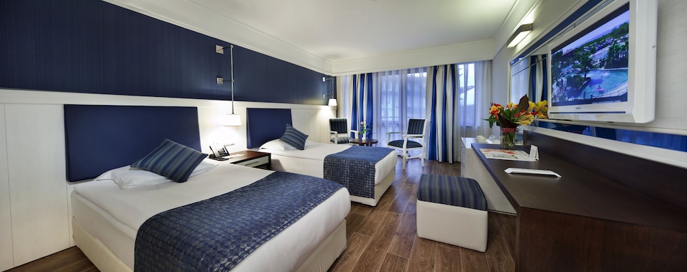 Club Grand Side Rezervasyon