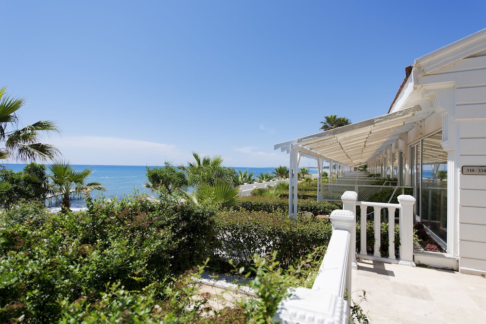 Flora Garden Beach Rezervasyon