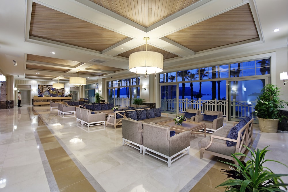 Quadas Hotel Rezervasyon