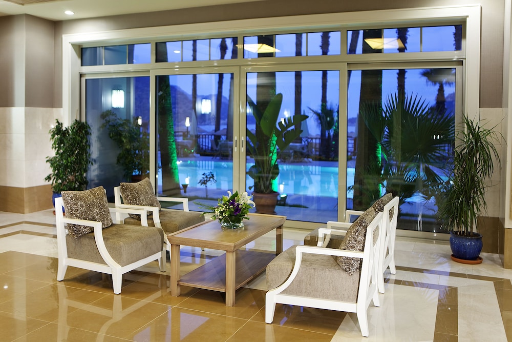 Quadas Hotel Rezervasyon