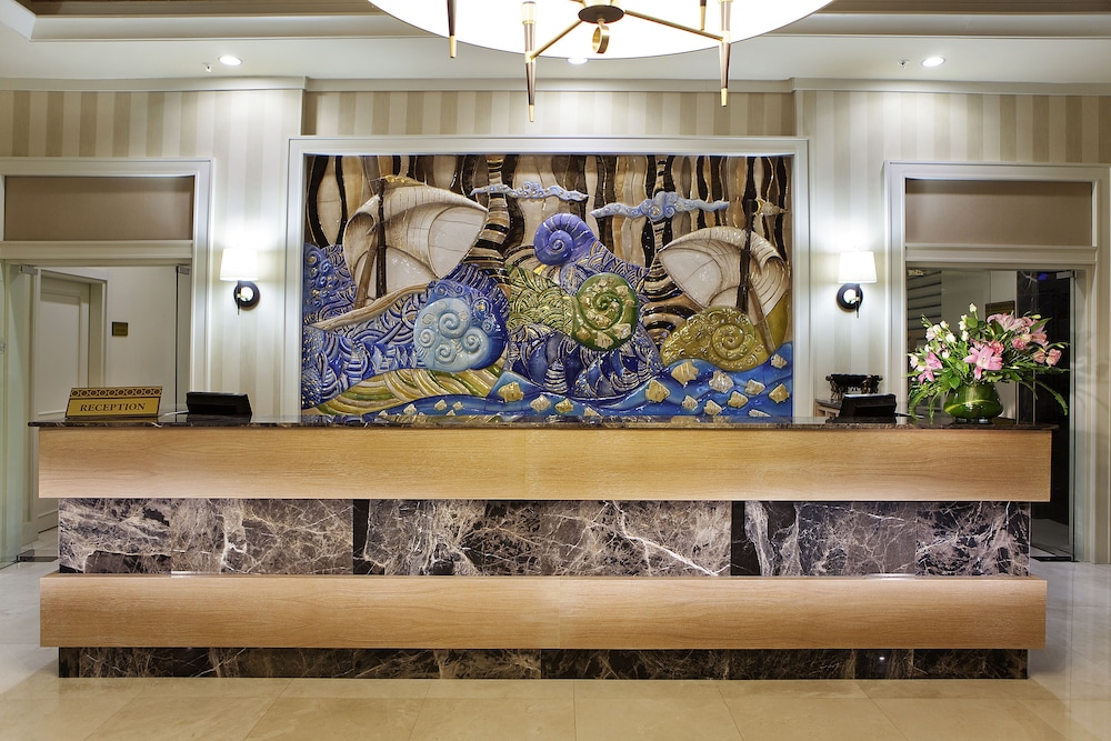 Quadas Hotel Rezervasyon