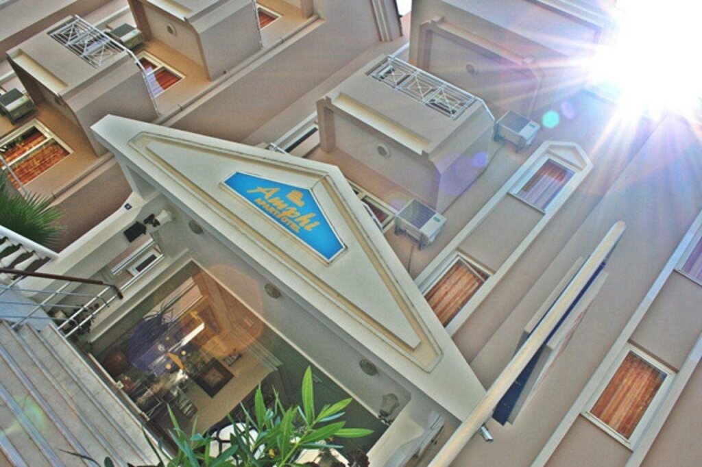 Amphi Apartments Rezervasyon