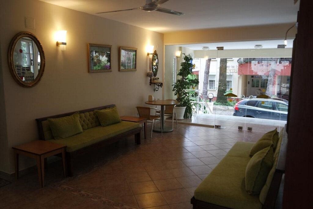 Amphi Apartments Rezervasyon