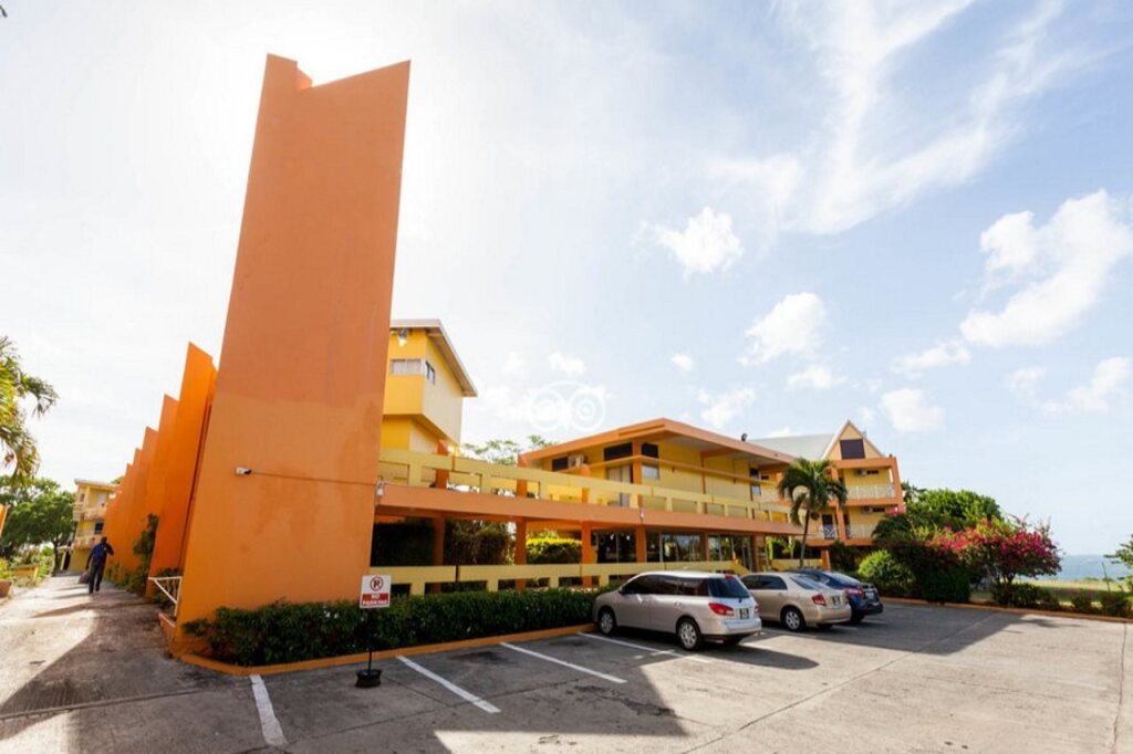 Tropical Beach Hotel Rezervasyon