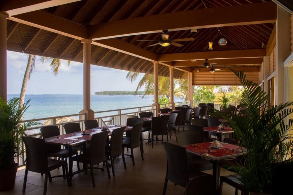 Tropical Beach Hotel Rezervasyon