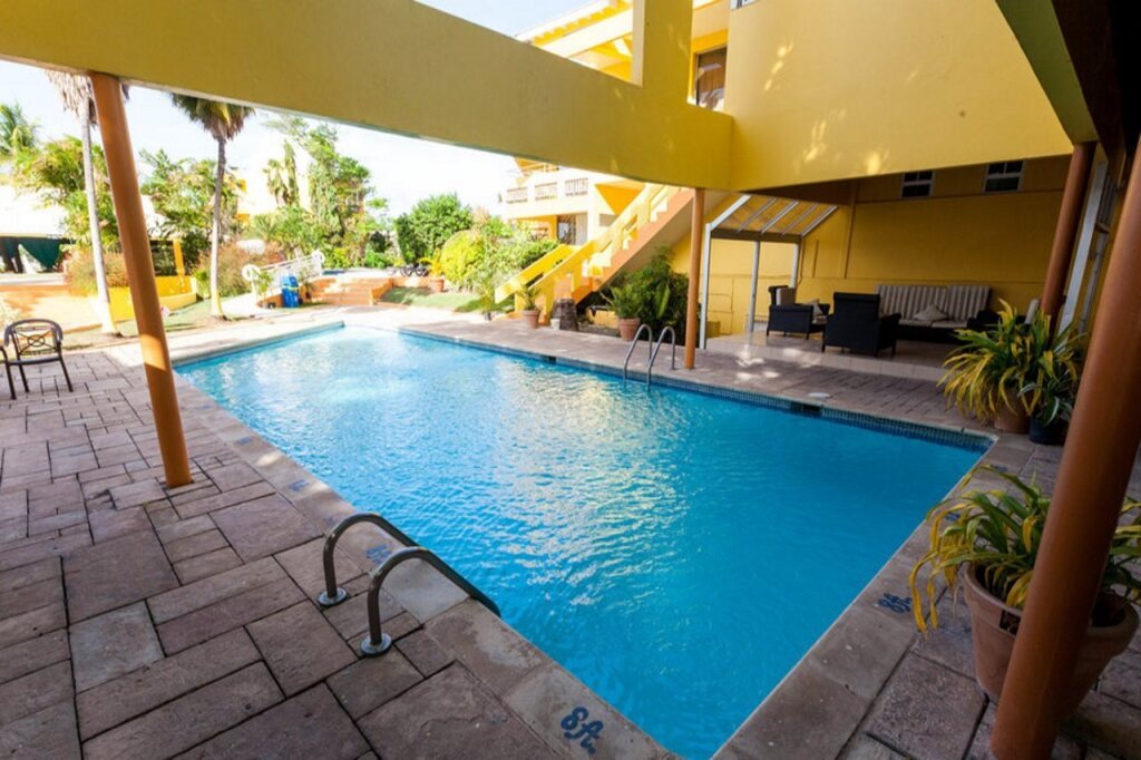 Tropical Beach Hotel Rezervasyon