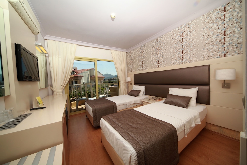 Grand Faros Hotel Rezervasyon