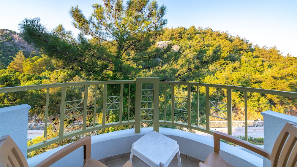 Grand Faros Hotel Rezervasyon