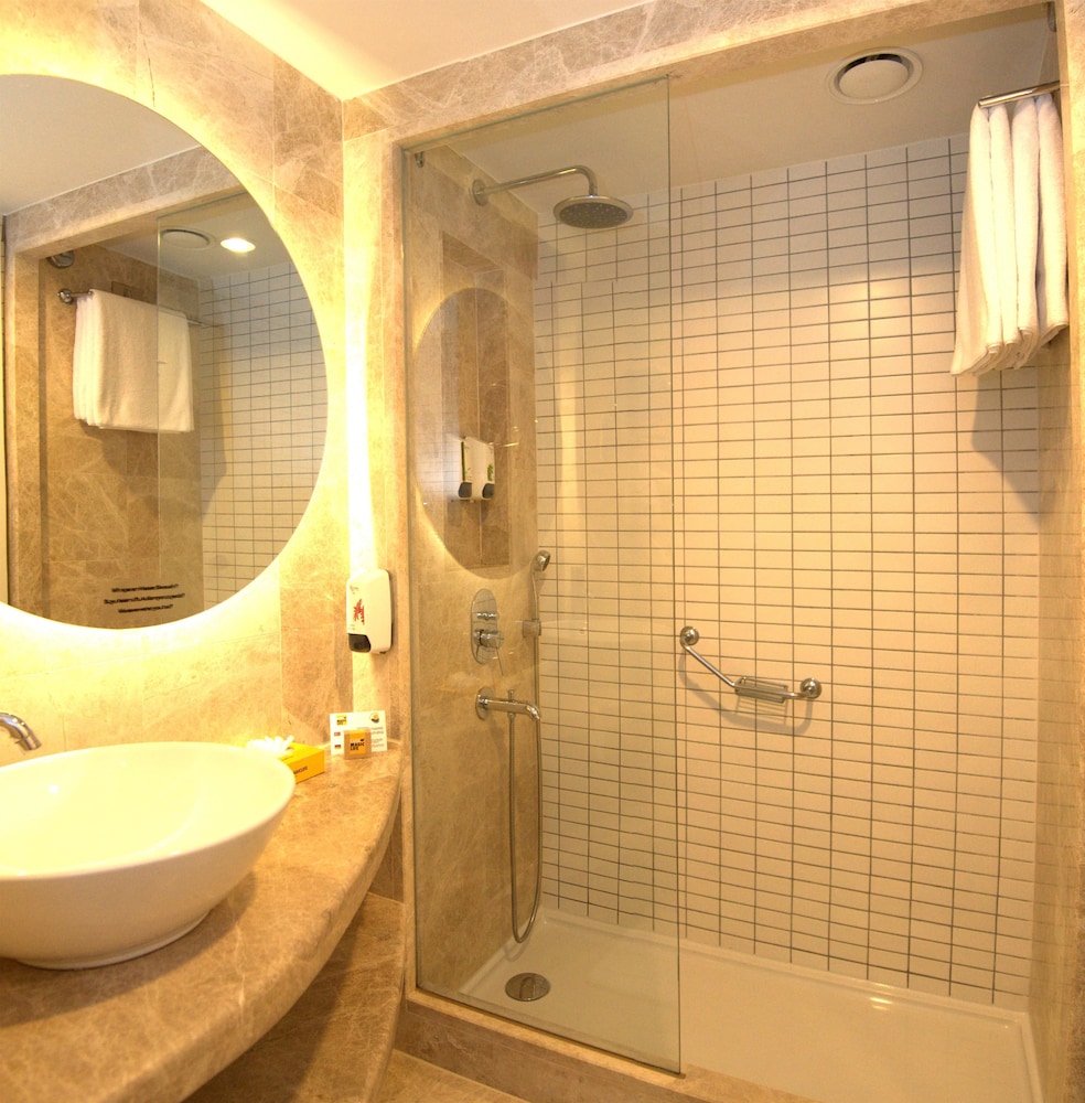 TUI Magic Life Sarigerme Rezervasyon