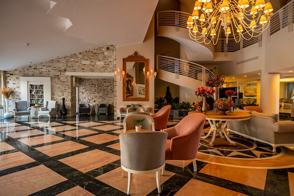 MW Phokaia Beach & Resort Rezervasyon