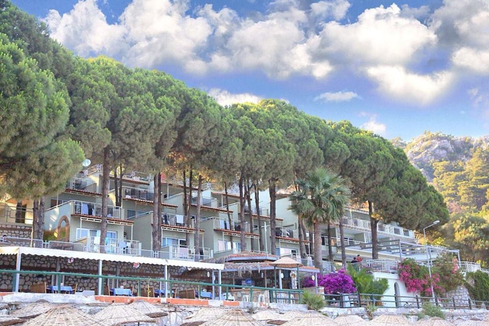 Pine Beach Boutique Hotel Rezervasyon