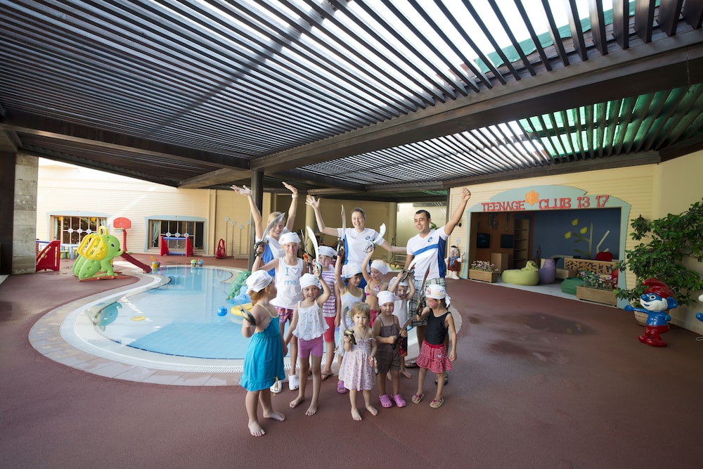 Limak Atlantis Deluxe Hotel & Resort Rezervasyon