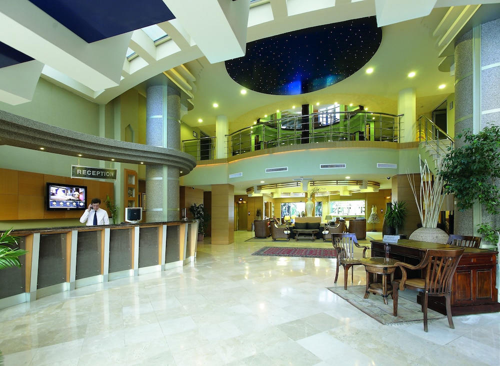Grand Cettia Hotel Rezervasyon