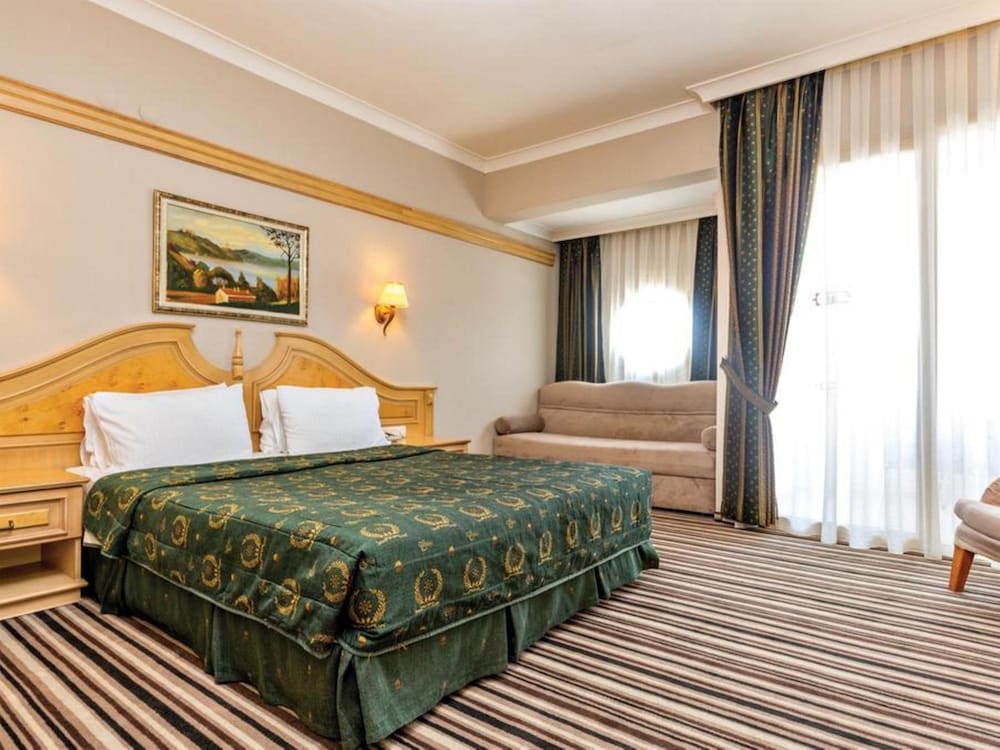 Grand Cettia Hotel Rezervasyon