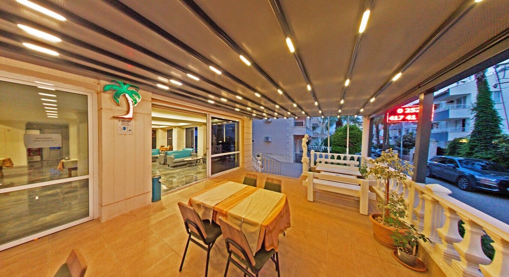 Golden Star Hotel Rezervasyon