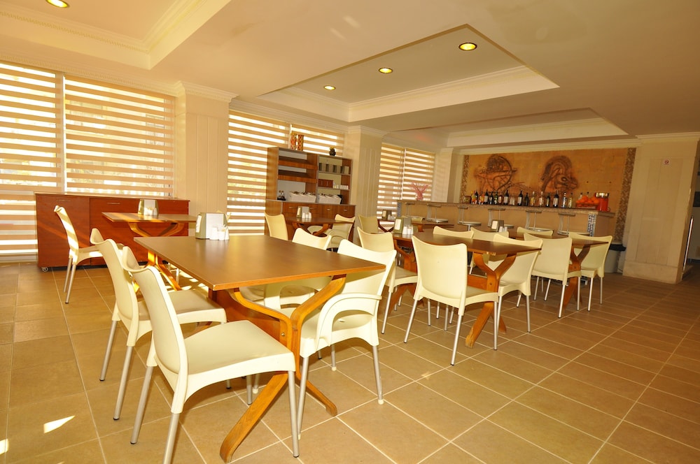 Golden Star Hotel Rezervasyon