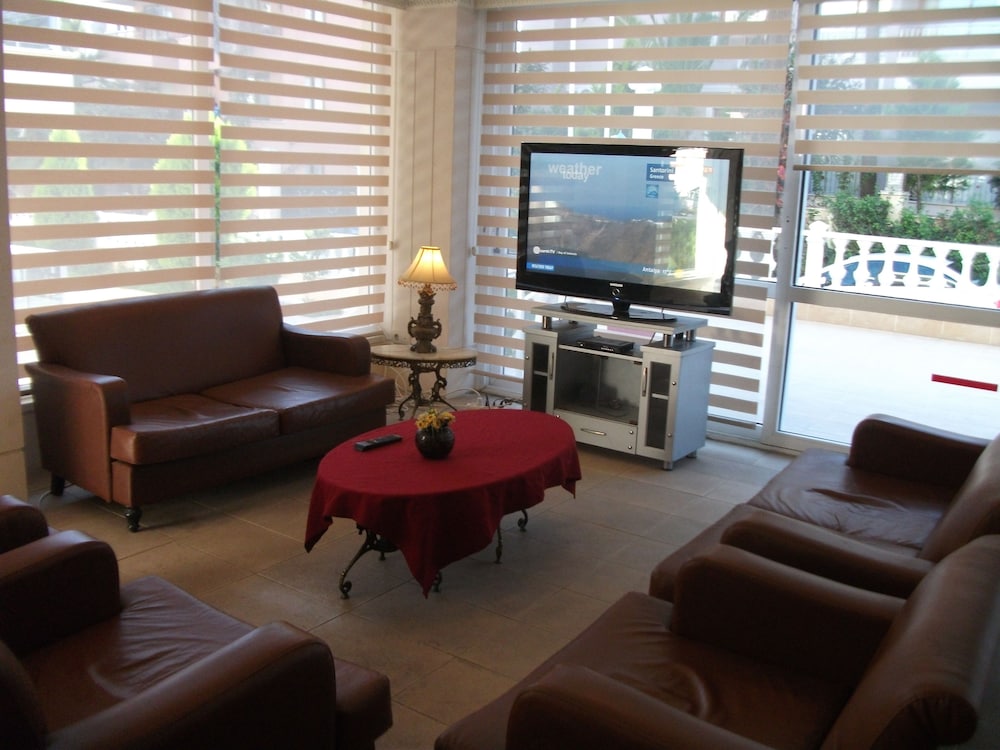 Golden Star Hotel Rezervasyon