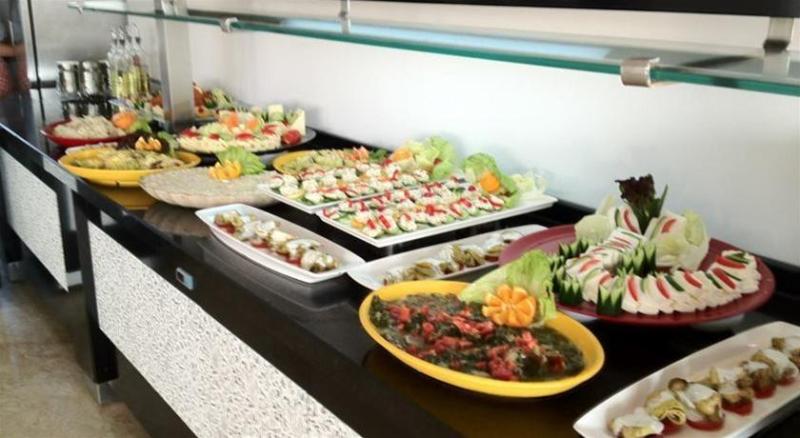 Royal Ideal Beach Hotel Rezervasyon