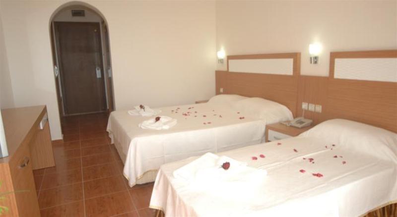 Royal Ideal Beach Hotel Rezervasyon