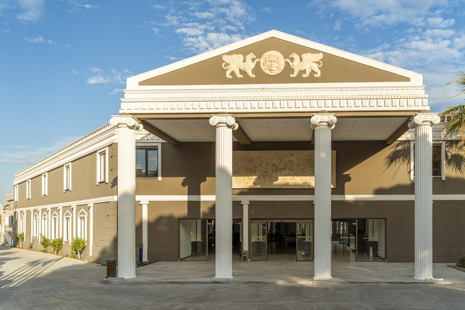 Lucas Didim Rezervasyon