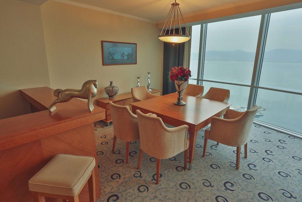 Wyndham Grand Izmir Özdilek Thermal & Spa Rezervasyon