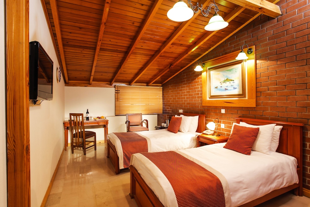 Erguvan Hotel Rezervasyon