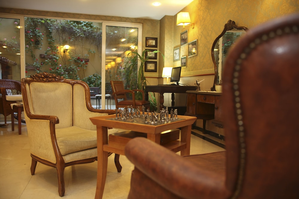 Erguvan Hotel Rezervasyon