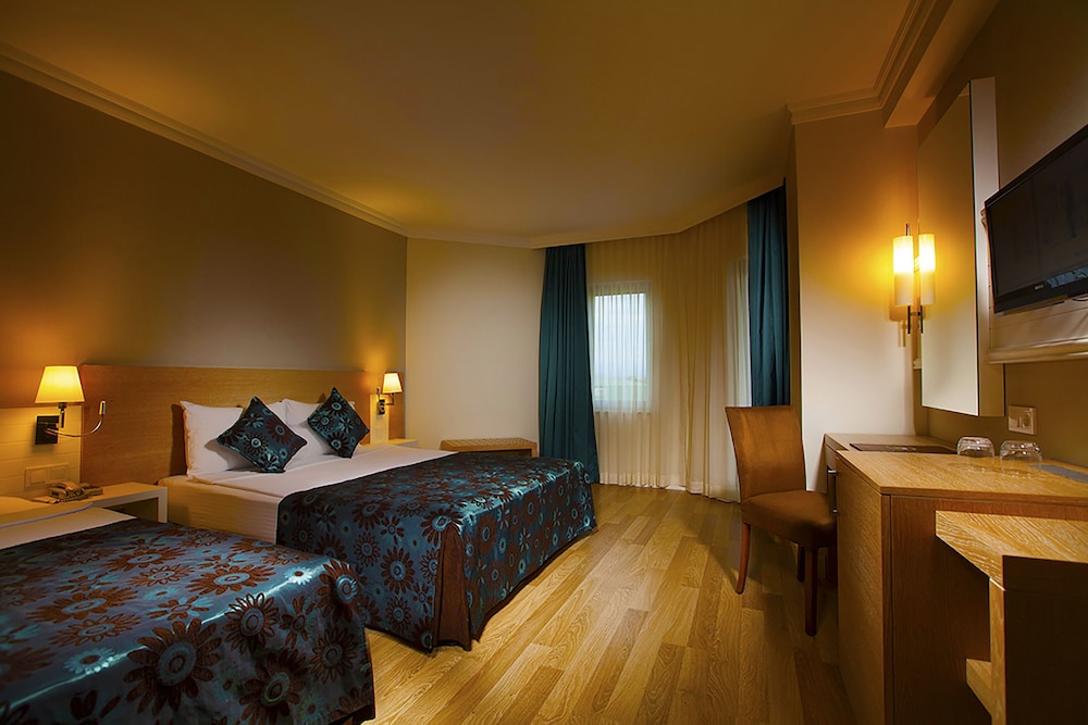 Side Aluna Hotel Rezervasyon