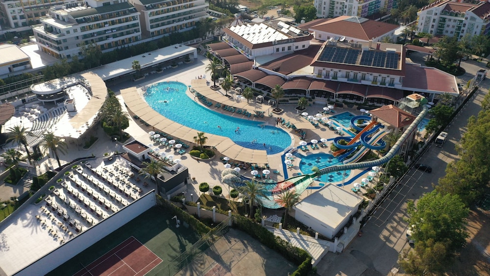 Crystal Paraiso Verde Rezervasyon