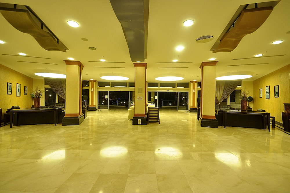 Pineta Park Deluxe Hotel Rezervasyon