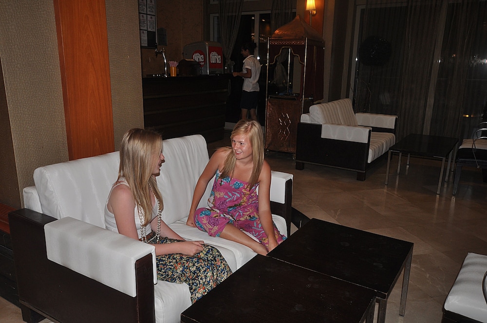 Pineta Park Deluxe Hotel Rezervasyon