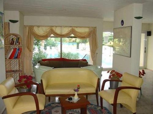 Amos Hotel Rezervasyon