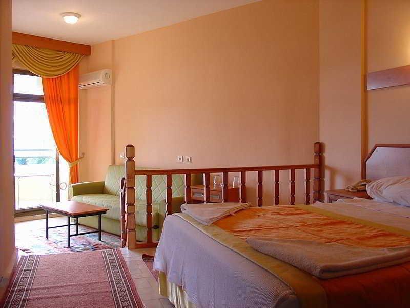 Amos Hotel Rezervasyon