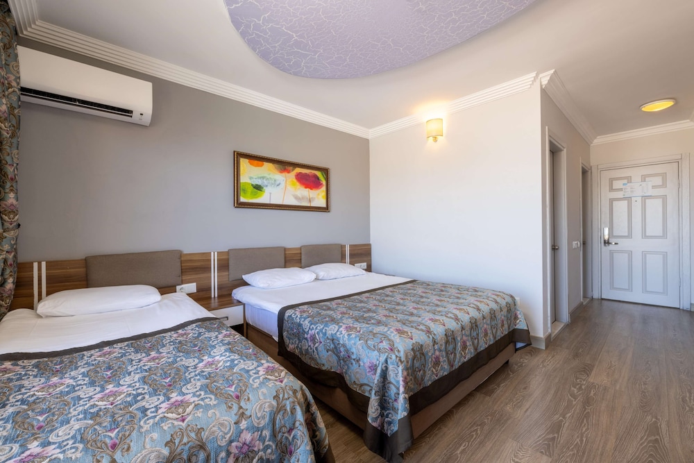 Crystal Aura Rezervasyon