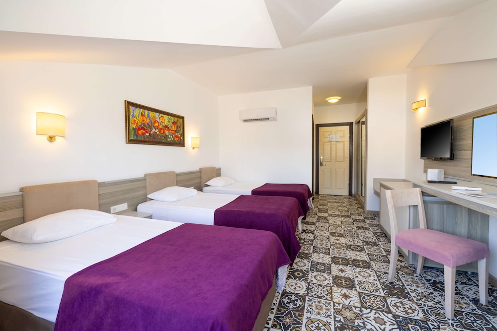 Crystal Aura Rezervasyon