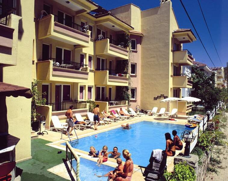 Golden Moon Rezervasyon
