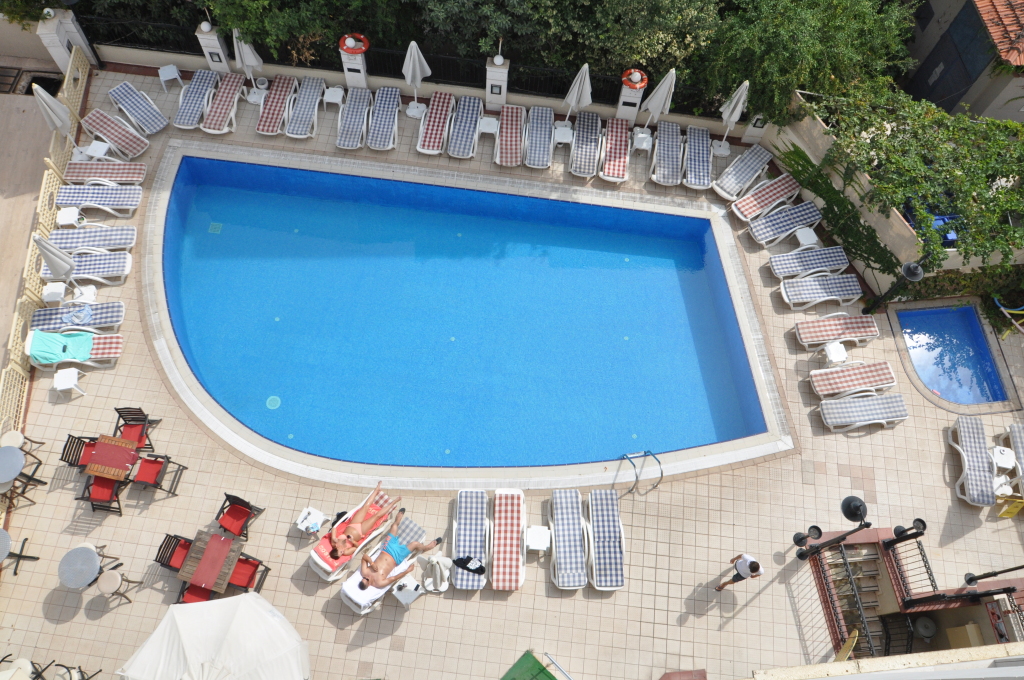 Almena Hotel Rezervasyon