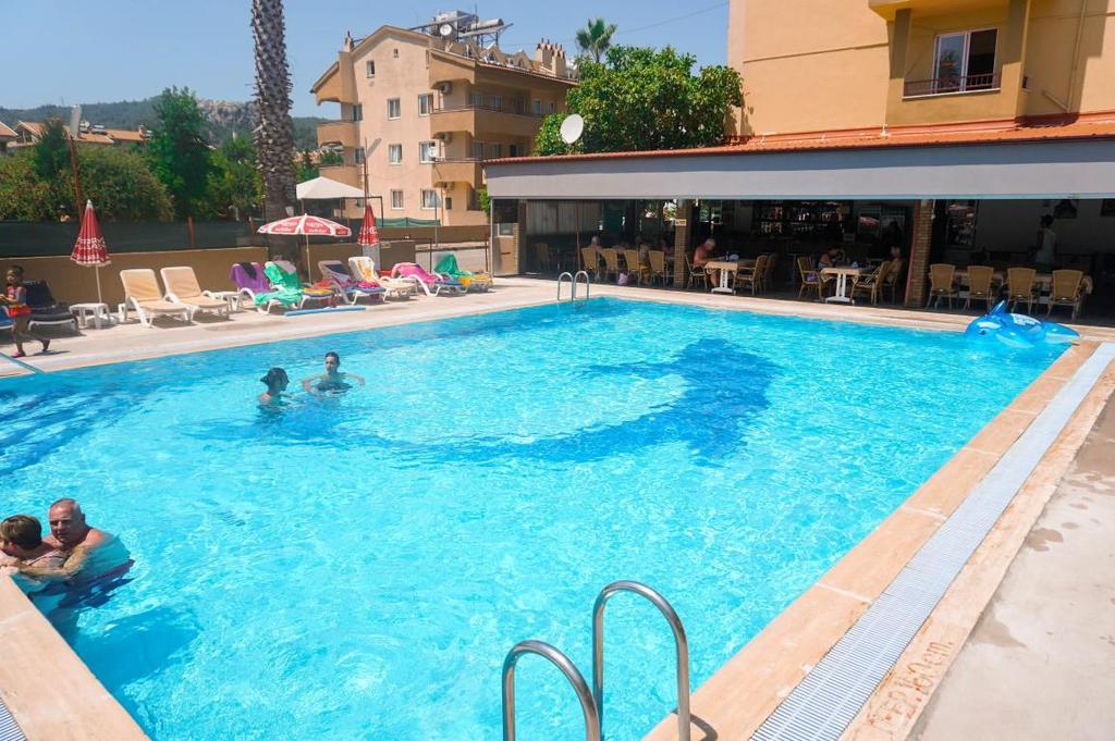 Albatros Apartments Rezervasyon