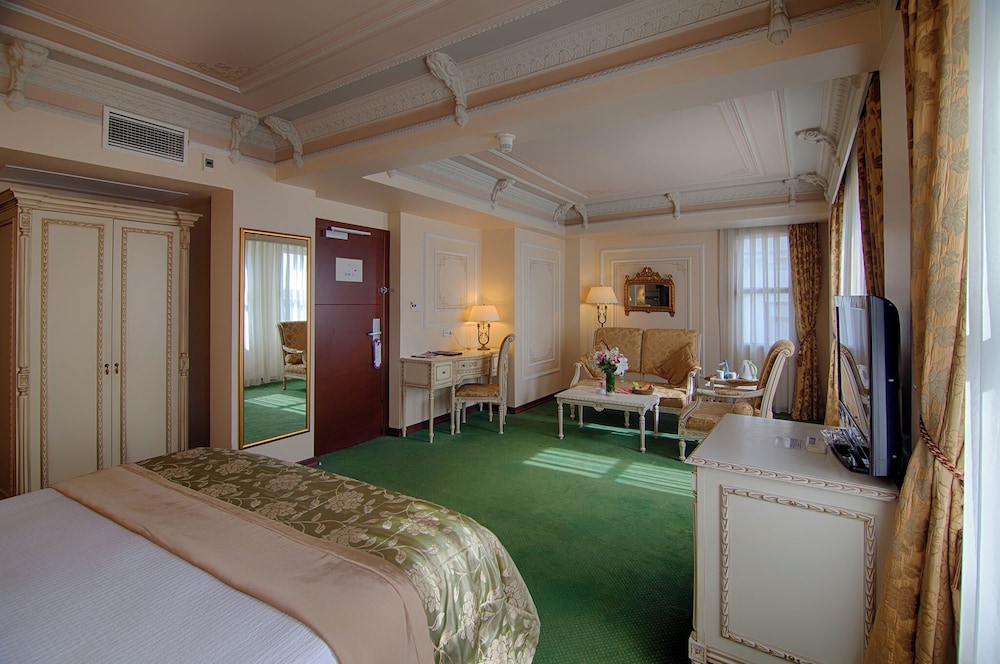 Anemon Galata Rezervasyon