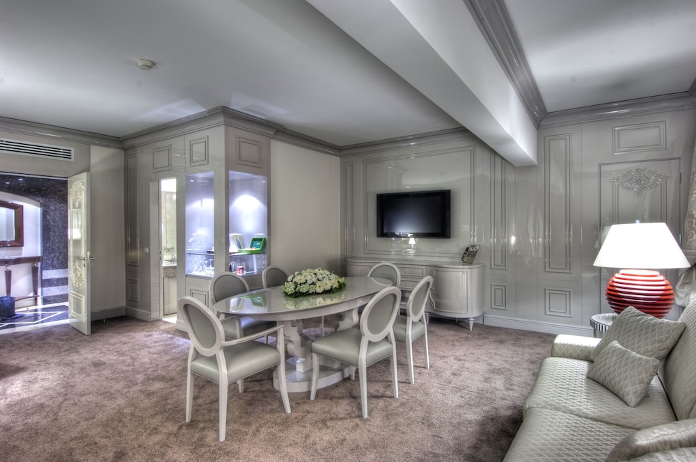 Almira Hotel Thermal Spa & Convention Center Rezervasyon