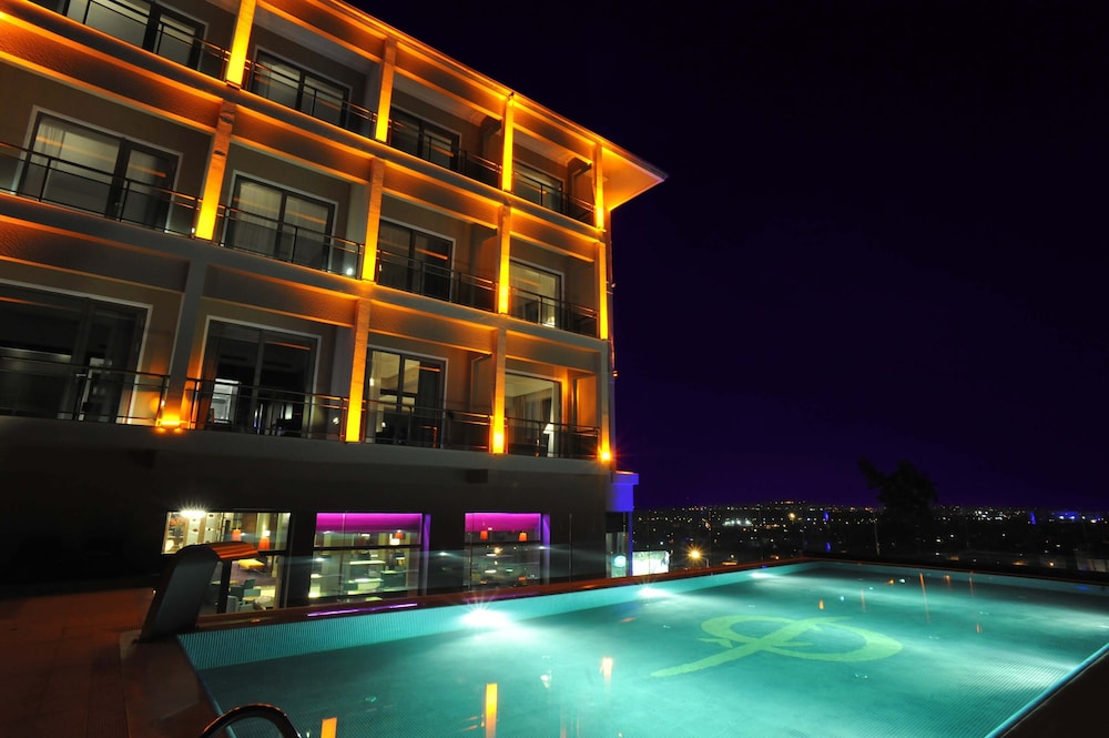 Celik Palas Convention Center & Thermal Spa Rezervasyon
