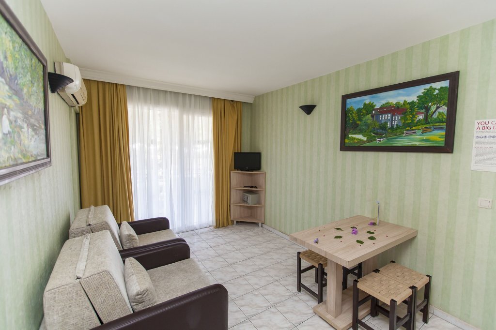 Exelsior Beach Rezervasyon